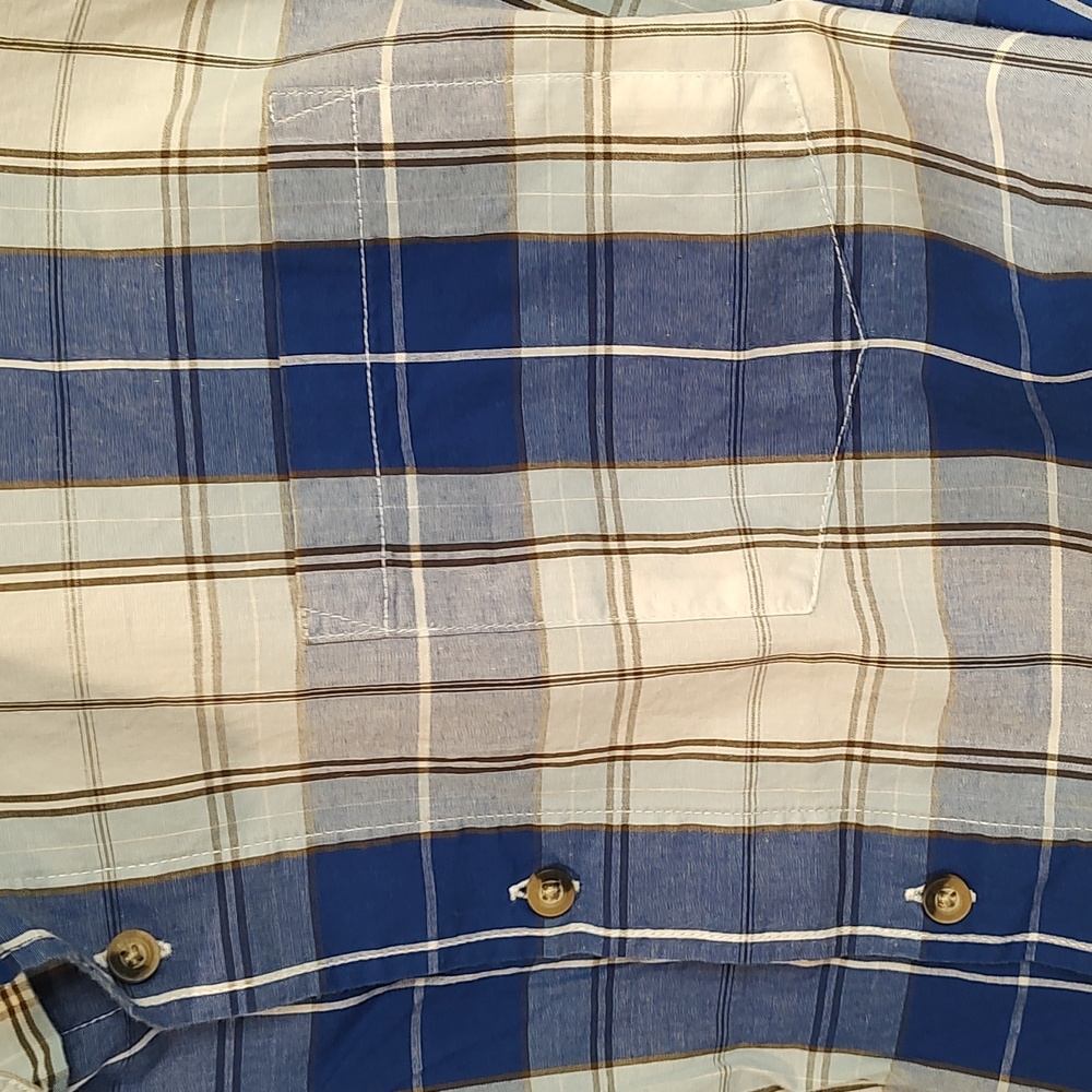 Wrangler button down - Picture 3 of 5
